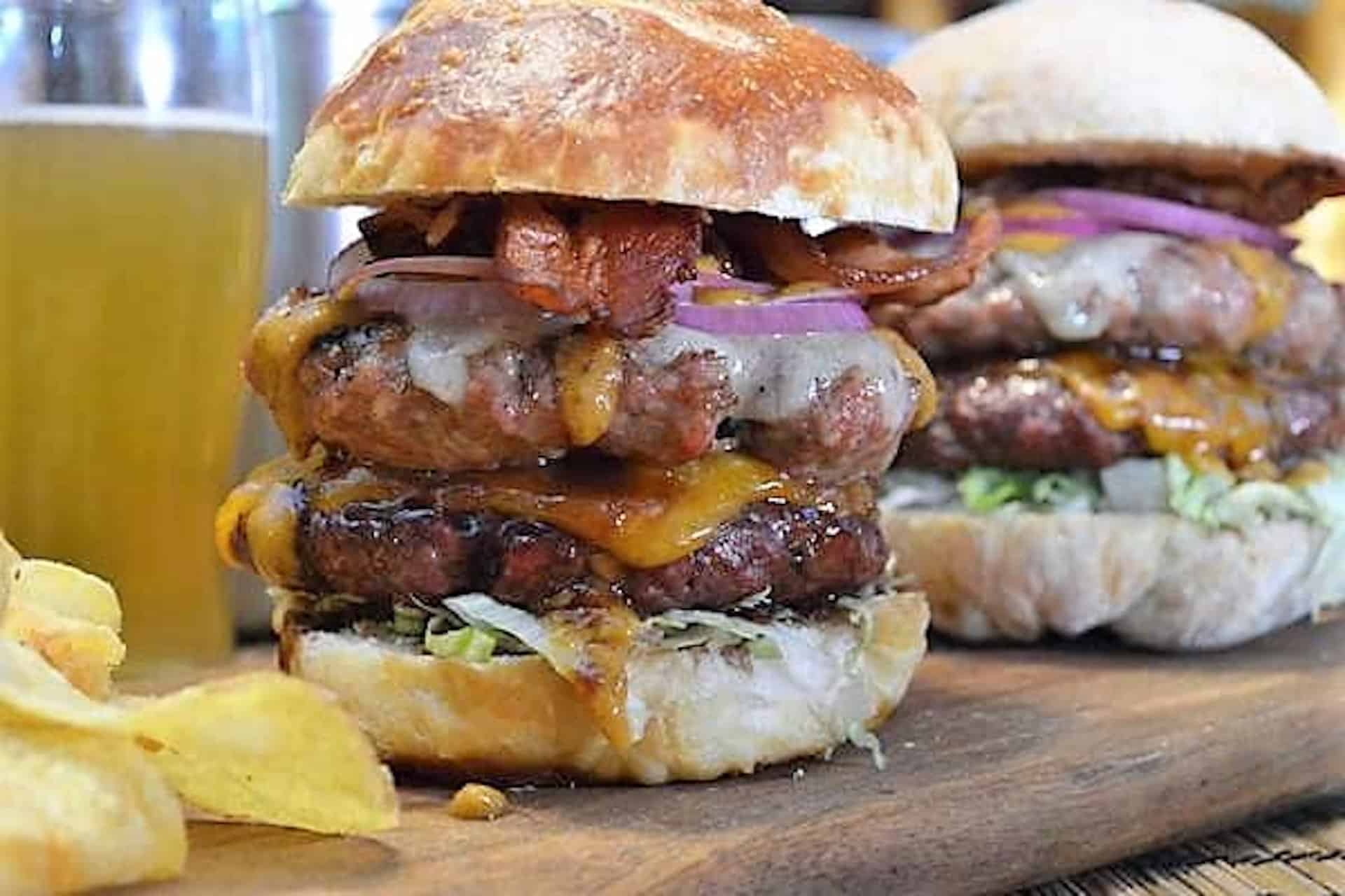 Mountain Man Burger by Croix Valley Foods | Lumberjack Distributor Canada